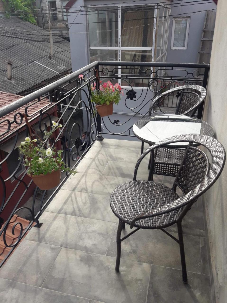 Q&B House Hotel Tbilisi Exterior foto