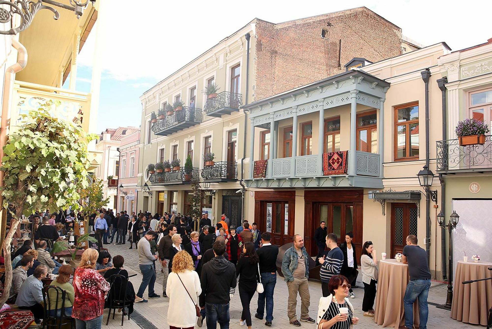 Q&B House Hotel Tbilisi Exterior foto